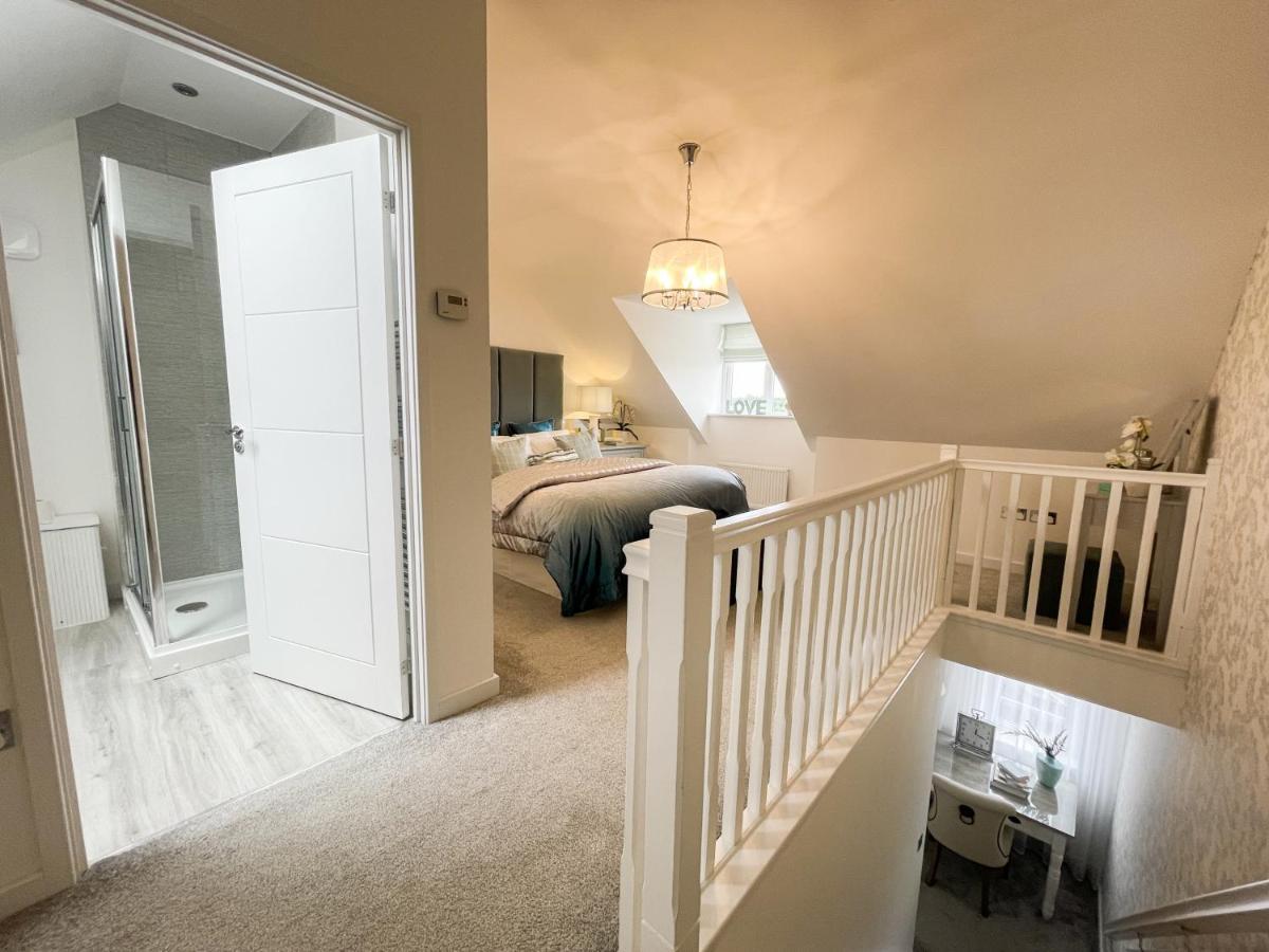 Newly Developed 3 Bedroom Home Glasgow Extérieur photo
