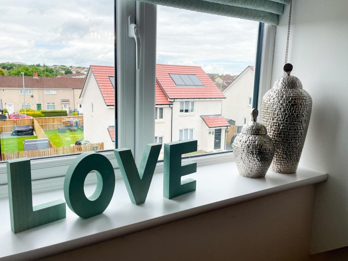 Newly Developed 3 Bedroom Home Glasgow Extérieur photo